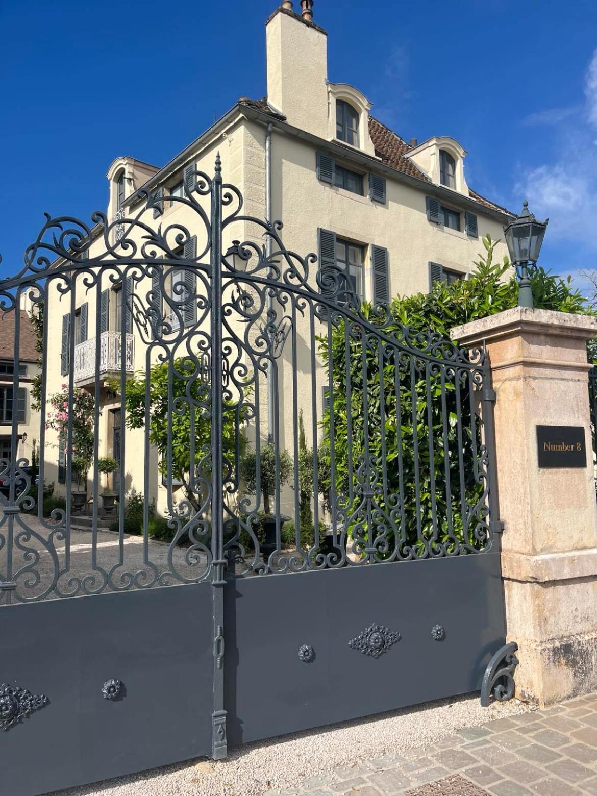 Bed and Breakfast Number 8 Meursault Exterior foto