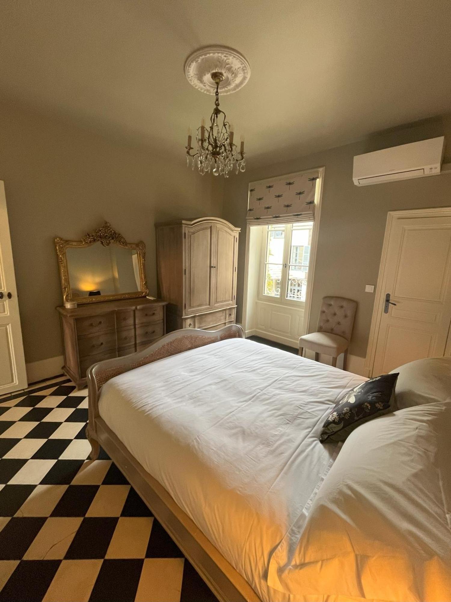 Bed and Breakfast Number 8 Meursault Exterior foto